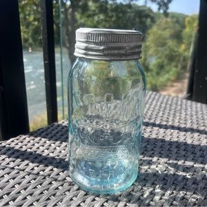 Crown Imperial Canning Jar Zinc Ring with Glass Top‎ 1 Quart  "with Seed/Bubbles